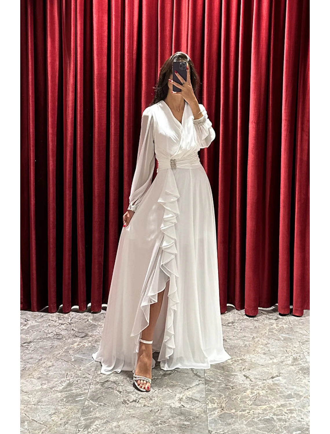 A-Linien-Abendkleid mit hohem Schlitz, formeller Herbst-Schleppe, lange Ärmel, V-Ausschnitt, Stretch-Stoff mit Falten, Kristallen, Rüschen
